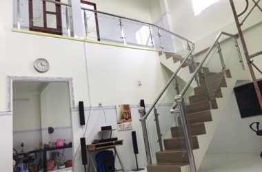 Phúc Hưng Chuyên Gia Công Lan Can Cầu Thang Kính Inox Long An