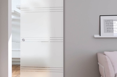 Giá cửa kính cường lực theo m² Long An – Báo giá