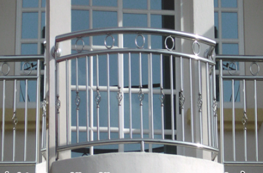 Đơn Vị Tư Vấn Làm Lan Can Inox Tại Long An Uy Tín
