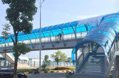 Đơn vị cung cấp thi công mái che nhựa cường lực uy tín, chuyên nghiệp