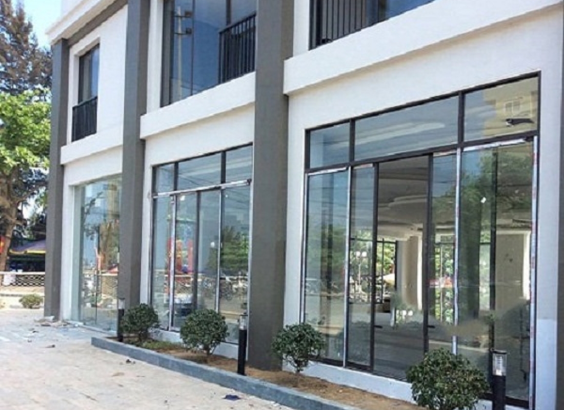 CỬA NHÔM KÍNH 17