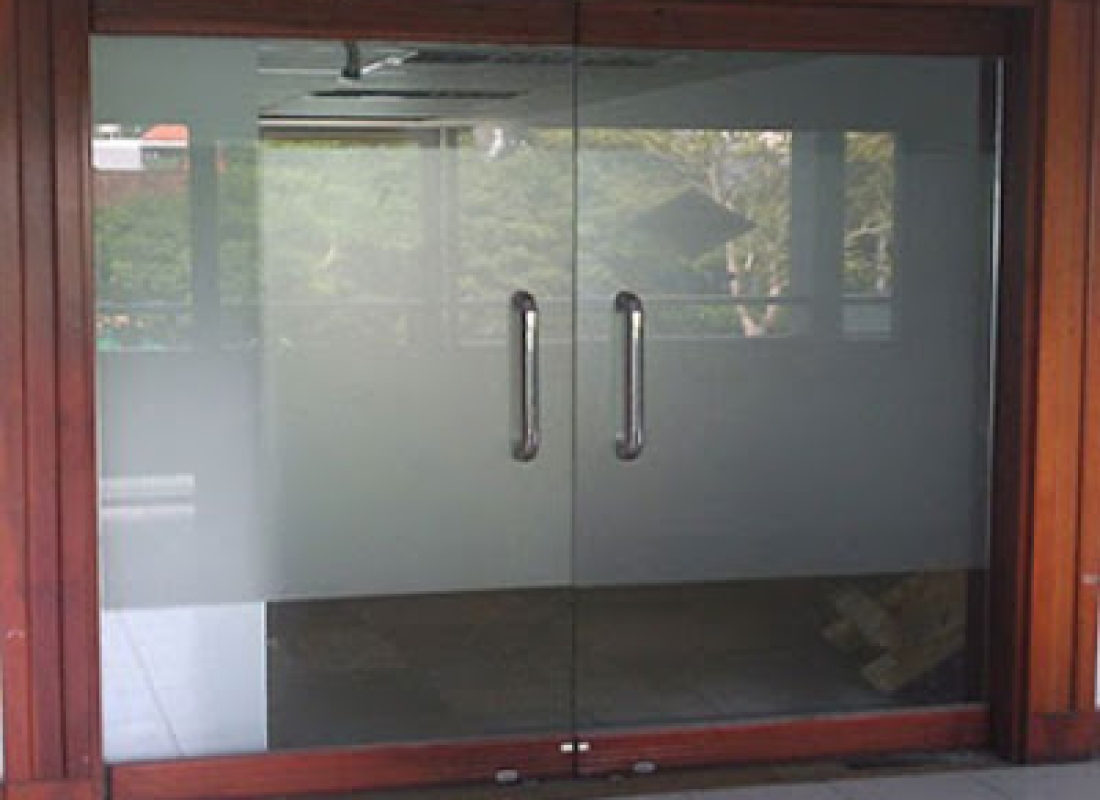 CỬA BẢN LỀ SÀN 11