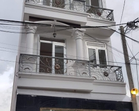 lan can sắt mỹ thuật cần đước