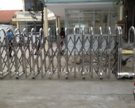 CỬA CỔNG XẾP 08
