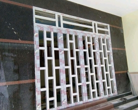 CỬA NHÔM KÍNH 05
